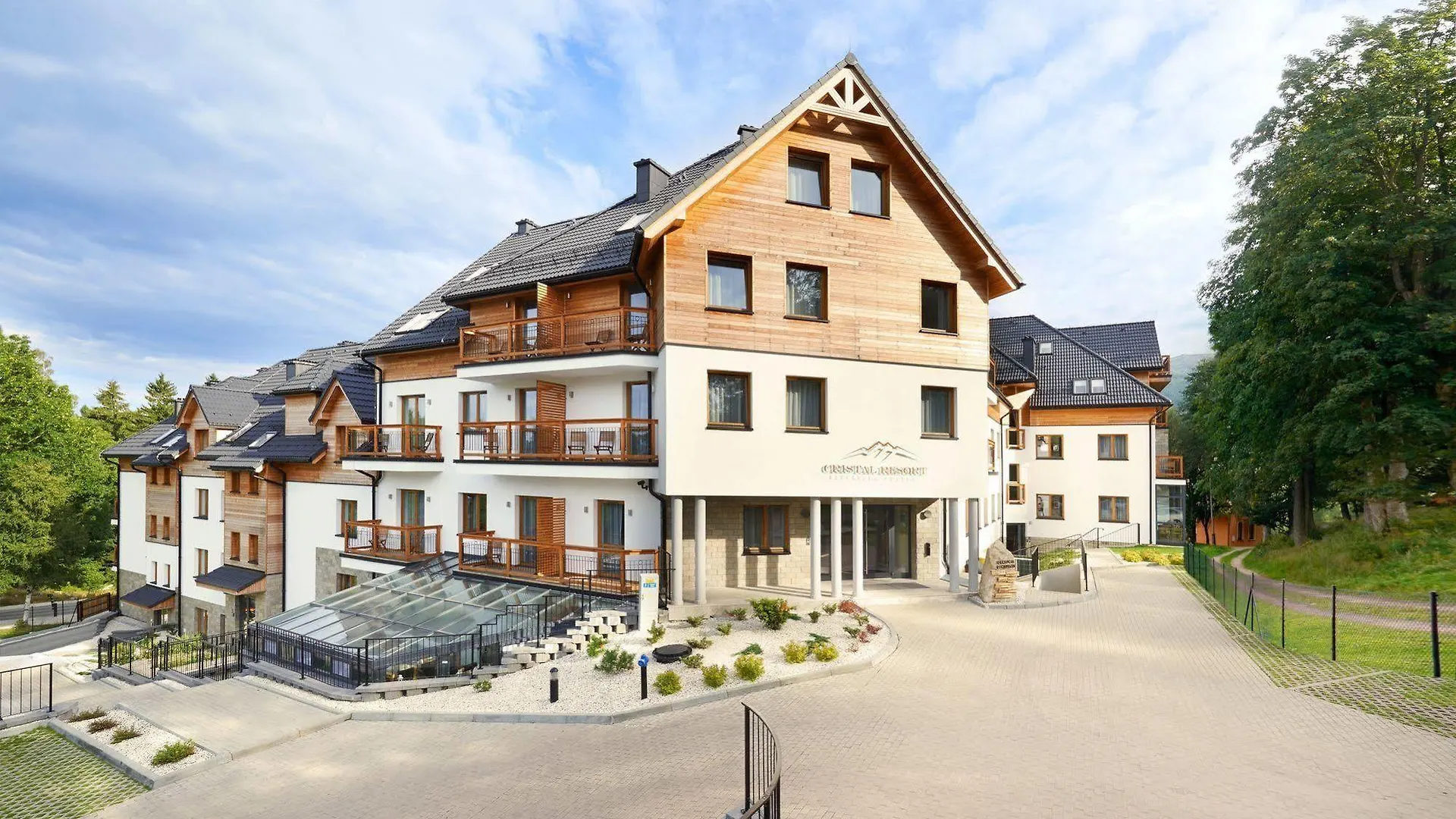 Aparthotel Cristal Resort Szklarska Poreba By Zdrojowa 3*,  Polónia